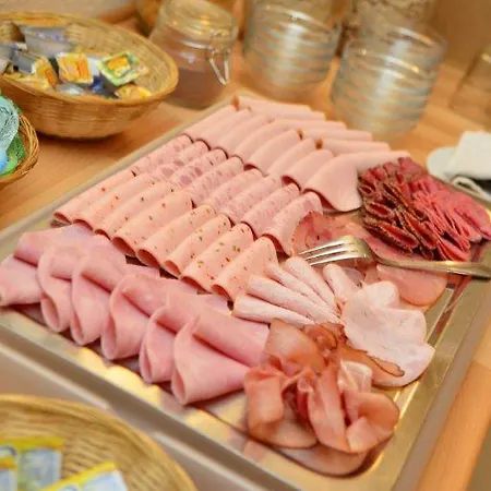 Brucker Sportpark 2*