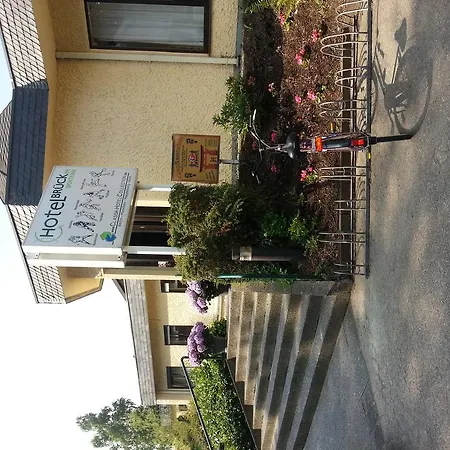 Brucker Sportpark 2*