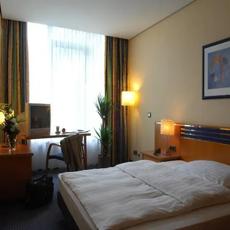 Brucker Sportpark 2* Keulen