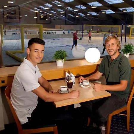 Brucker Sportpark 2* Keulen