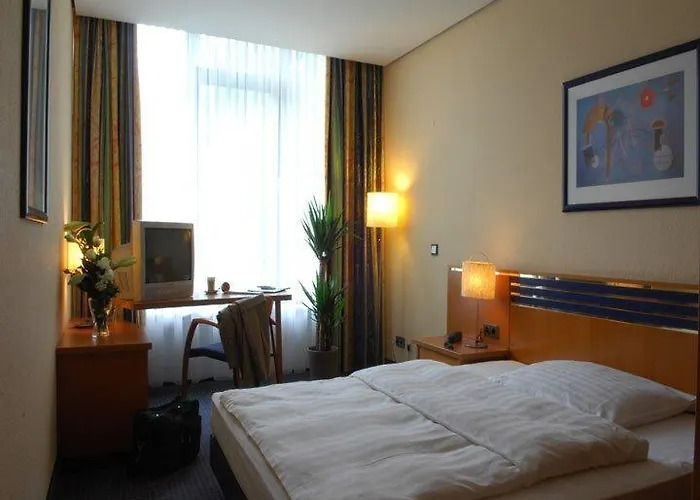 Brucker Sportpark 2* Cologne