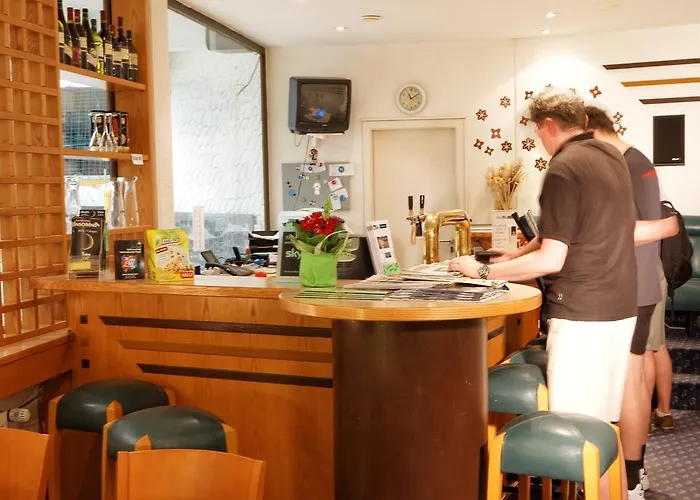 Brucker Sportpark Hotell 2*