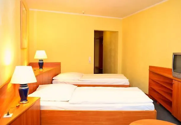 Hotell Brucker Sportpark 2*